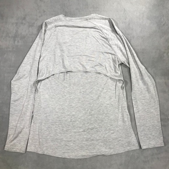 Under Armour Shirt Women Medium Grey HeatGear Long Sleeve Open Back Athletic NEW - Picture 9 of 11